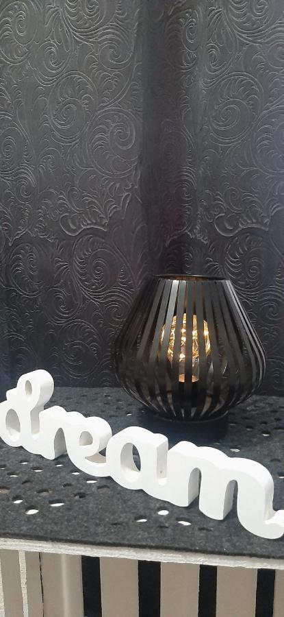 Flowers Apartament Apartment Пила Екстериор снимка
