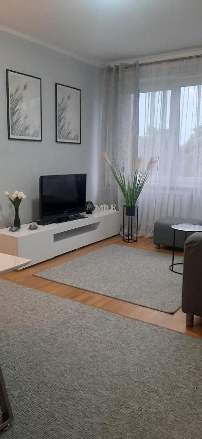Flowers Apartament Apartment Пила Екстериор снимка