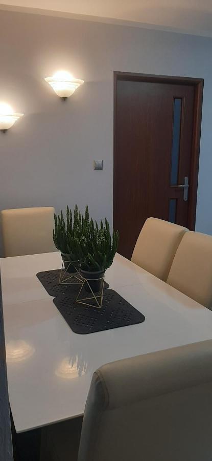 Flowers Apartament Apartment Пила Екстериор снимка